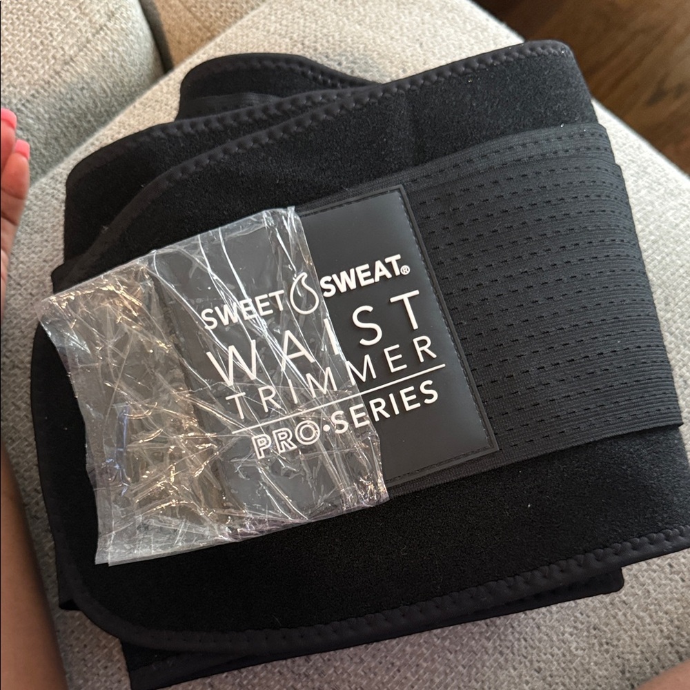 Sweet Sweat Black Waist Trimmer Pro Series